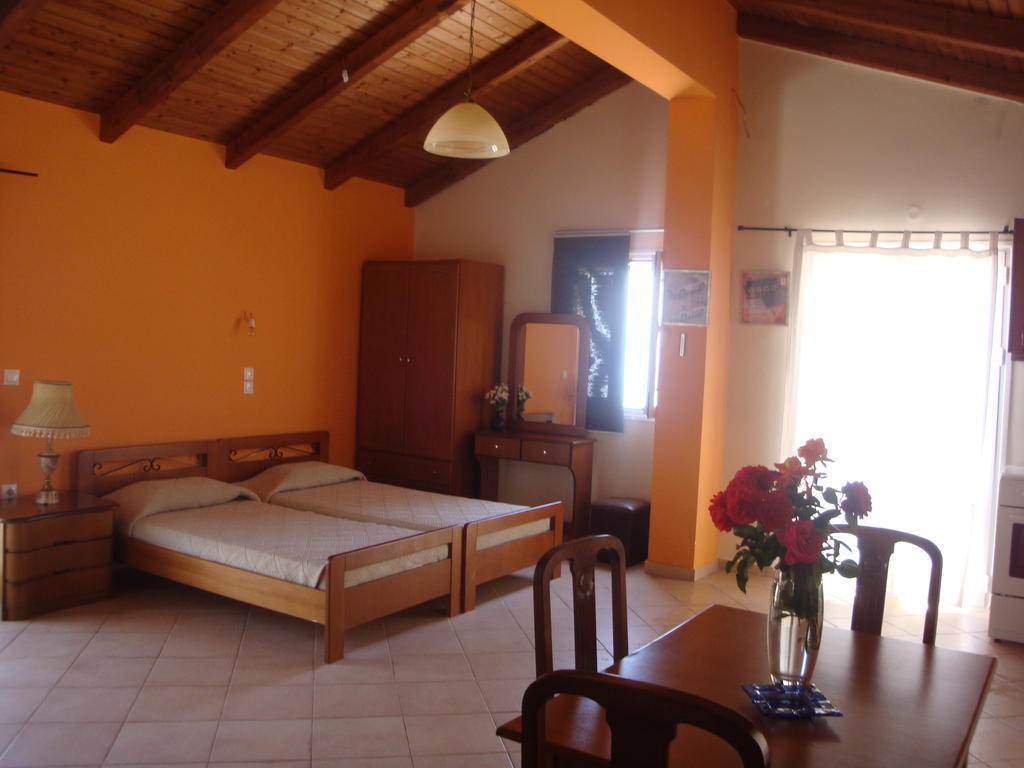 Agia Efimiaサンタフェミアアパートメント 部屋 写真